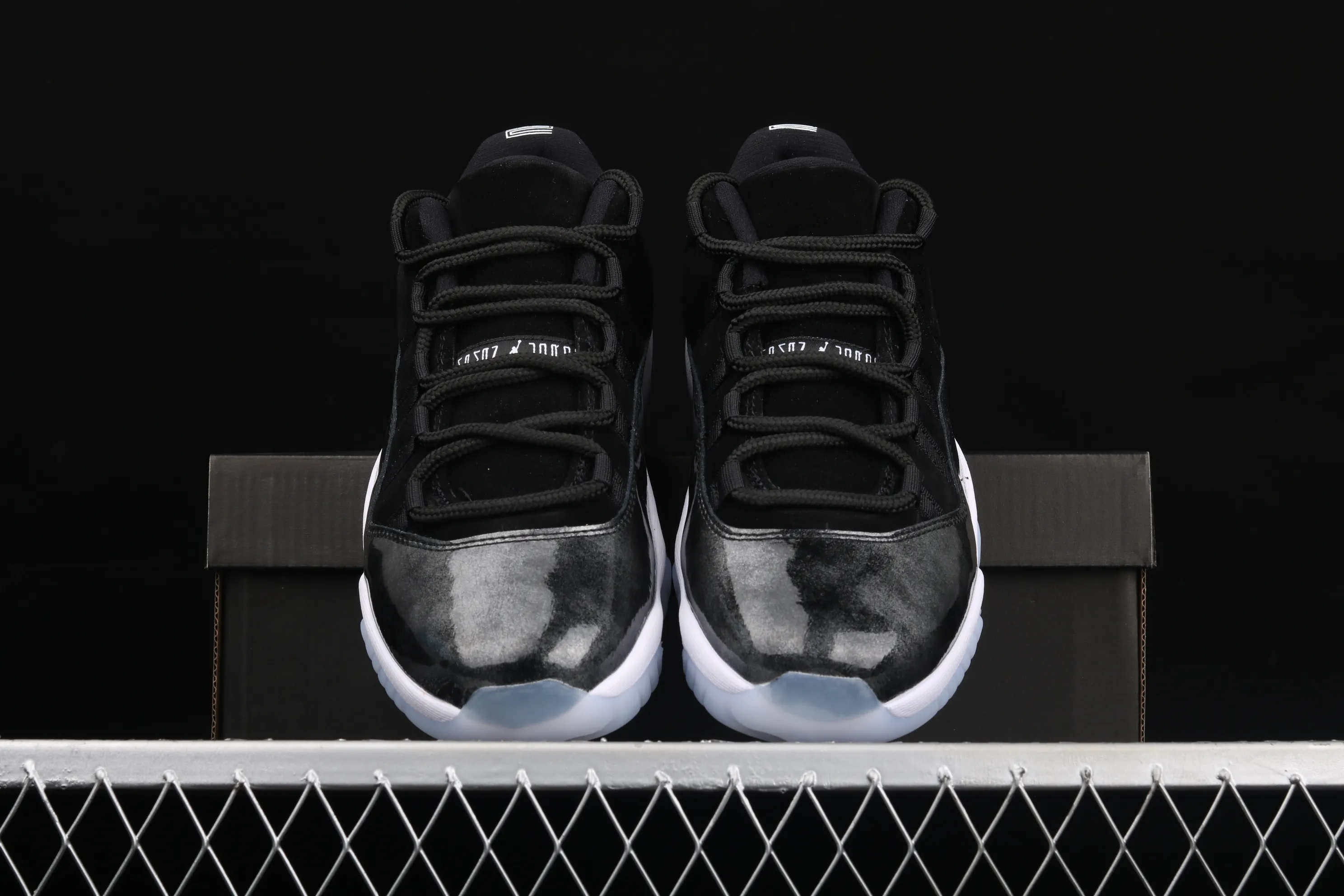 All categories Air Jordan Jordan series basketball shoes Air Jordan 11 Air Jordan 11 "Dunk Low" AJ11 Joe 11 Earl Low Real Carbon Fiber 528895-010